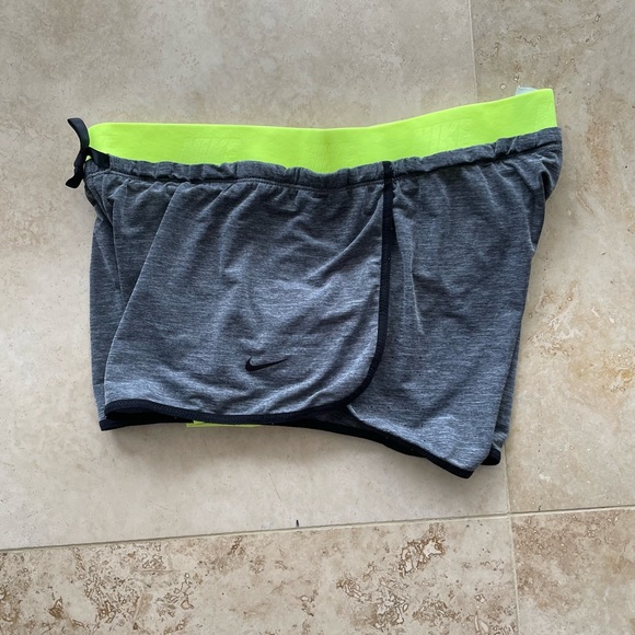 Nike grey shorts with built in yellow spandex - Picture 2 of 3